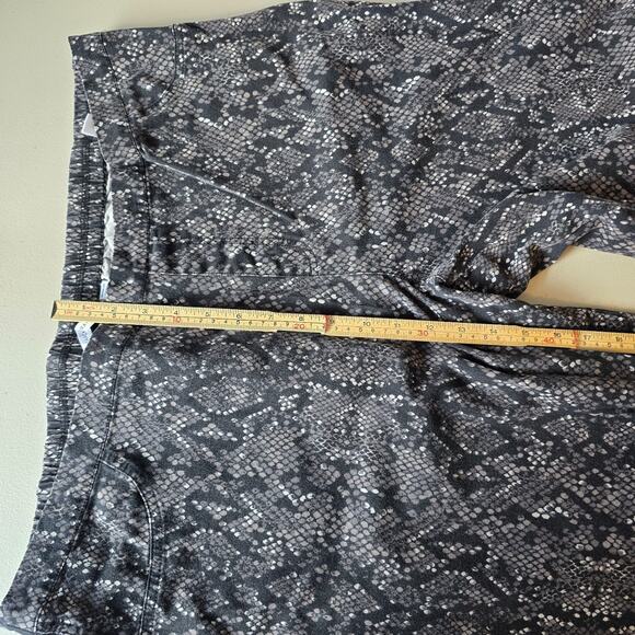 Isaac Mizrahi Live Pull On Pants Women's 24WT Black Gray Pattern Stretch - Picture 12 of 16